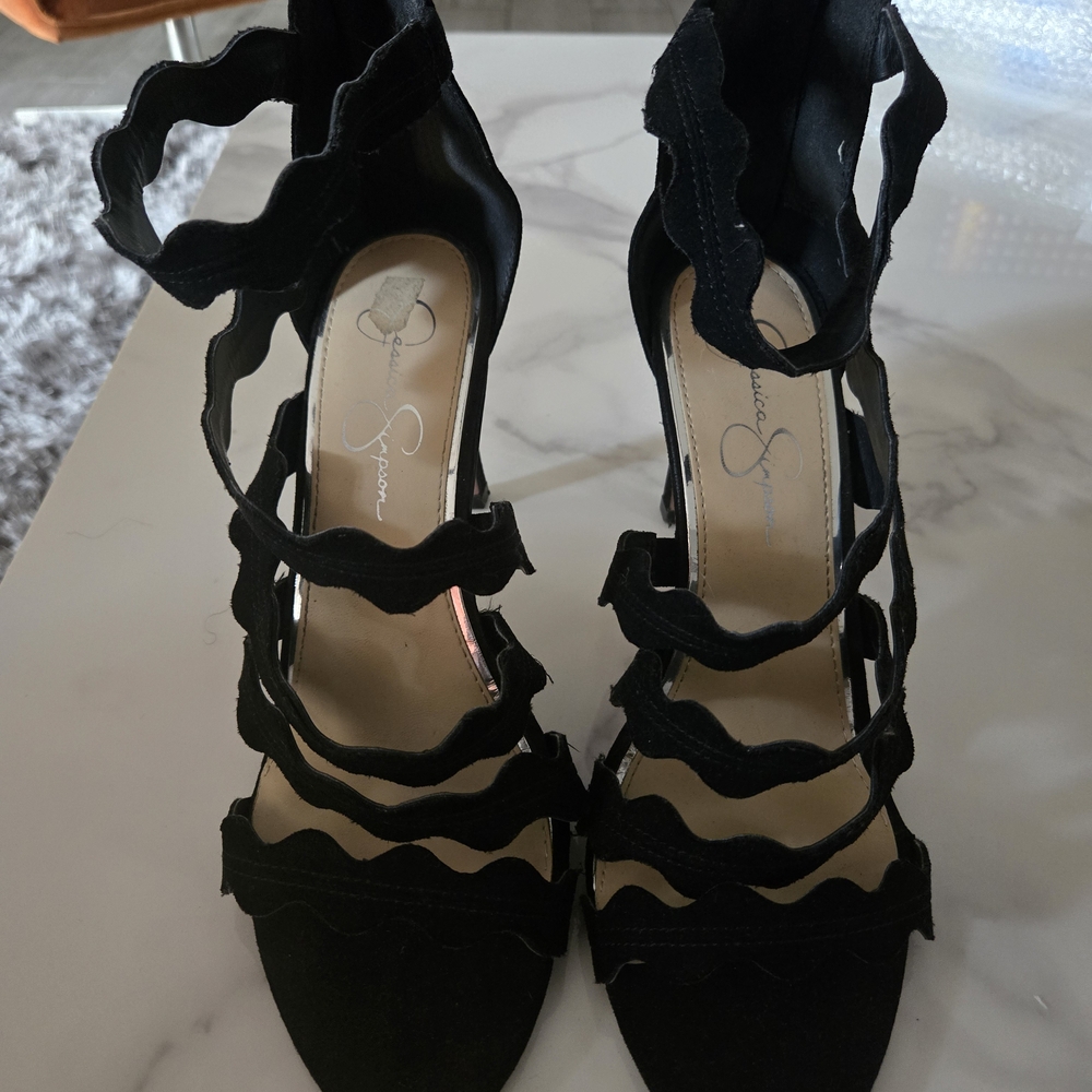 Jessica Simpson Black Wavy Strap Heels